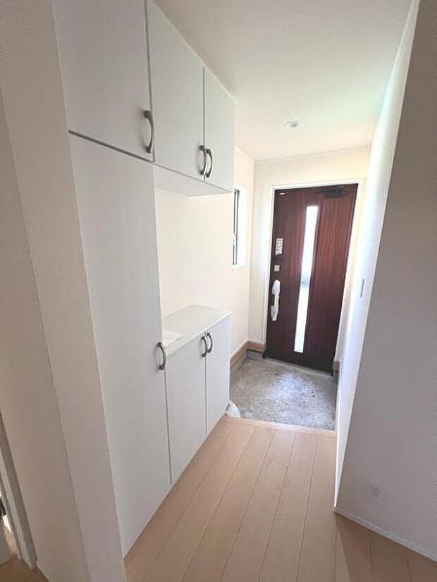 いつも気持ちよくご家族を迎えられる玄関です。