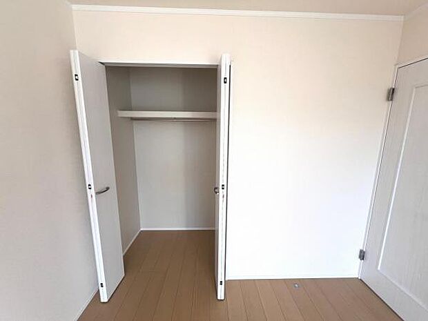 収納豊富な間取りで、室内もスッキリ快適です。