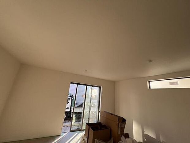 リビングダイニングになりますご家族そろっての素敵な空間になりそうですね暖かな日差しが差し込むリビング