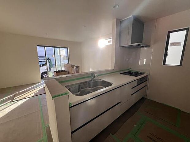 料理の時間が楽しくなるキッチンスペースです作業スペースが広く家事動線をゆったりと確保できるキッチン