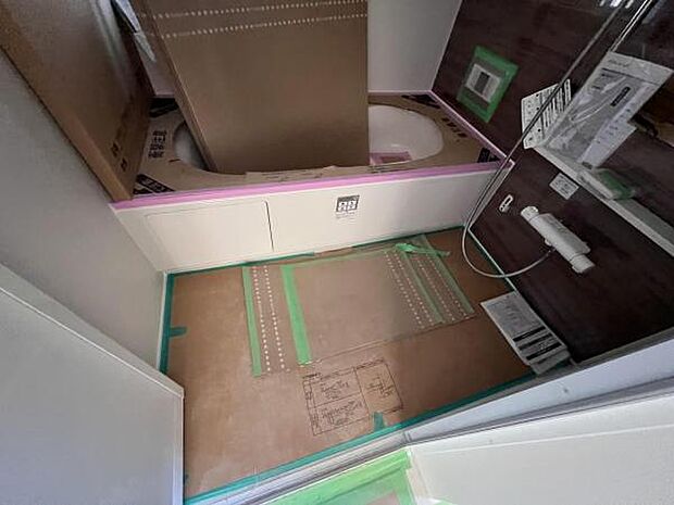 お風呂でほっとひといき1日の疲れを癒しましょうスタイリッシュな浴室で1日の疲れをゆったり癒されるのも