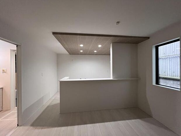 家族団らんの場所としてゆったりと居心地の良いリビングです明るい日差しが入る風通しの良いリビングですご