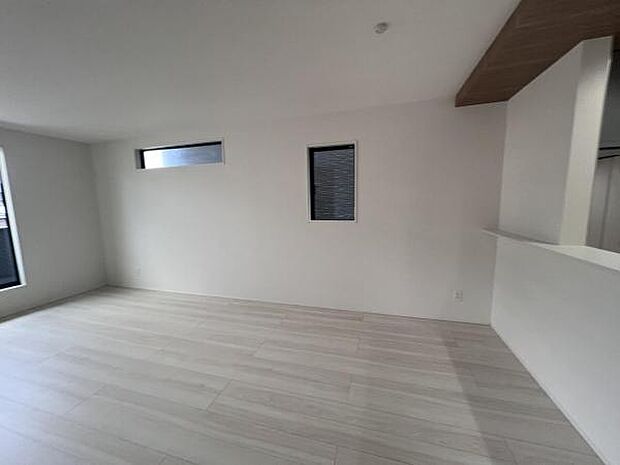 ご家族の温かい時間を演出するダイニングスペースです落ち着きのある雰囲気のダイニングスペースですキ