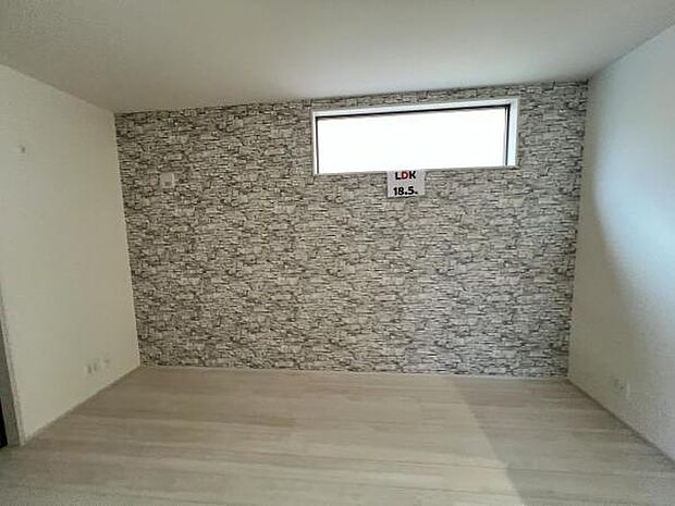 家族団らんの場所としてゆったりと居心地の良いリビングです明るい日差しが入る風通しの良いリビングですご