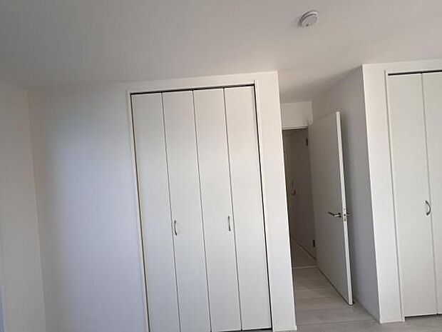 いつでもお部屋をスッキリお使い頂ける収納スペースを設置中の物を確認しやすく取り出しやすい収納スペース