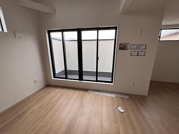 ご家族の温かい時間を演出するダイニングスペースです落ち着きのある雰囲気のダイニングスペースですキ