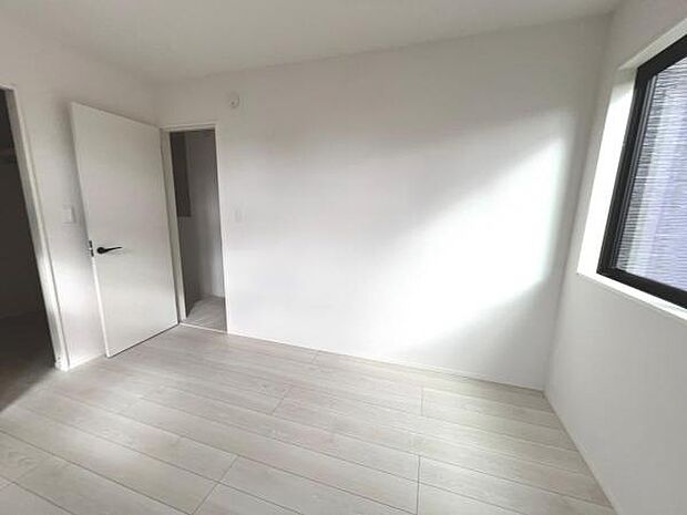 子供部屋にもちょうど良い大きさのお部屋です。