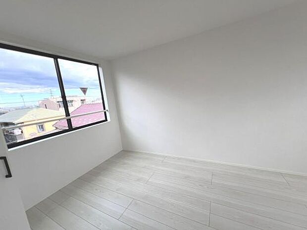 子供部屋や趣味の部屋など用途に合わせてお使いいただけます。