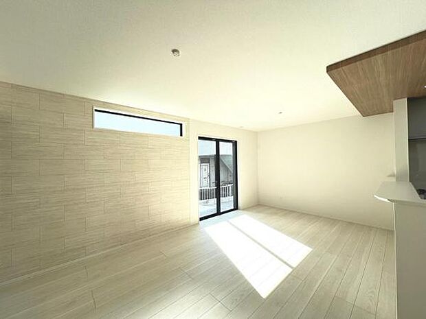 リビングダイニングになります。ご家族そろっての素敵な空間になりそうですね。