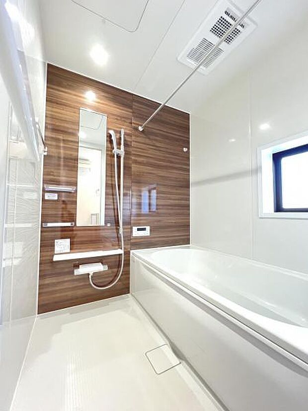 お風呂でほっとひといき。1日の疲れを癒しましょう。