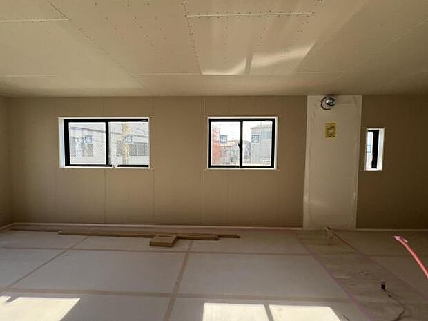 リビングダイニングになりますご家族そろっての素敵な空間になりそうですね暖かな日差しが差し込むリビング