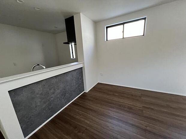 リビングダイニングになりますご家族そろっての素敵な空間になりそうですね暖かな日差しが差し込むリビング