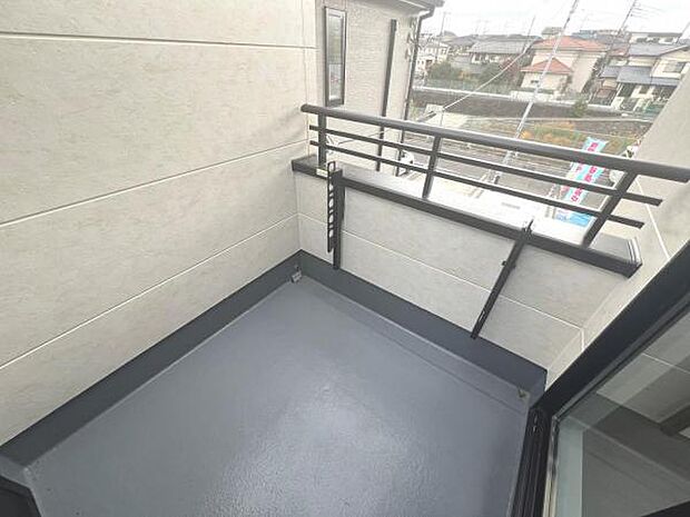 お洗濯ものを気持ち良く太陽の光で干せるのが嬉しいですね。