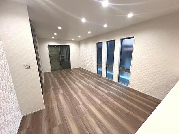 家族団らんの場所としてゆったりと居心地の良いリビングです。