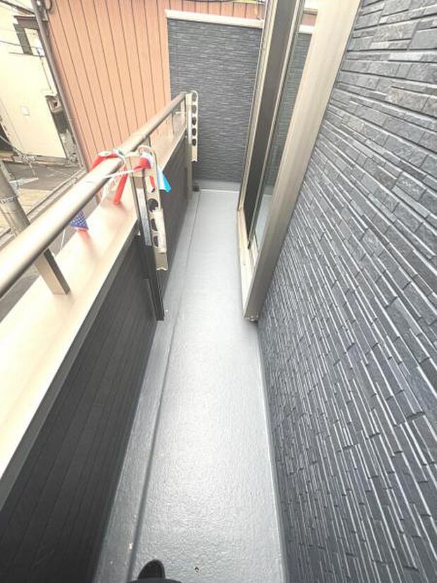 お洗濯ものを気持ち良く太陽の光で干せるのが嬉しいですね。