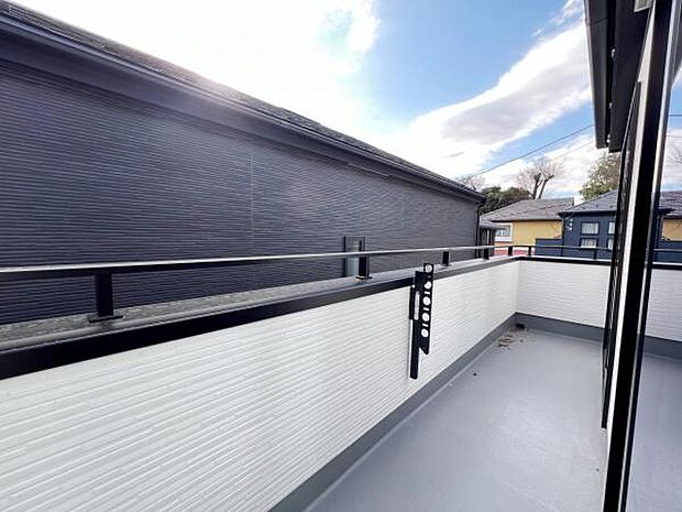 お洗濯ものを気持ち良く太陽の光で干せるのが嬉しいですね。