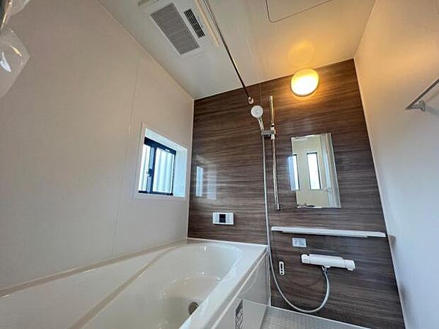 お風呂でほっとひといき。1日の疲れを癒しましょう。