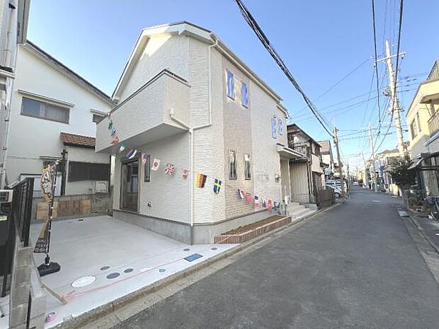 木造住宅2階建です。