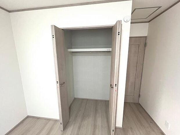 収納豊富な間取りで、室内もスッキリ快適です。