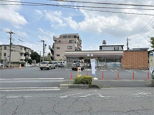 セブン-イレブン 川口芝塚原2丁目店まで約1430m(徒歩18分)