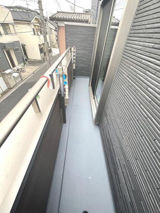 お洗濯ものを気持ち良く太陽の光で干せるのが嬉しいですね。