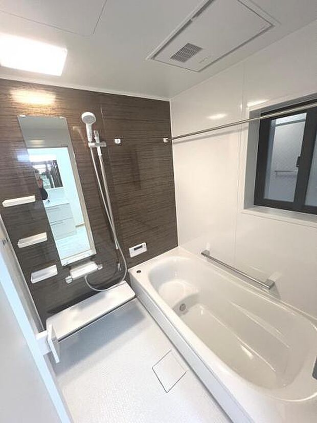 お風呂でほっとひといき。1日の疲れを癒しましょう。