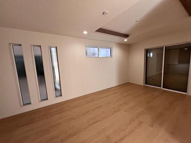 ご家族の温かい時間を演出するダイニングスペースです落ち着きのある雰囲気のダイニングスペースですキ