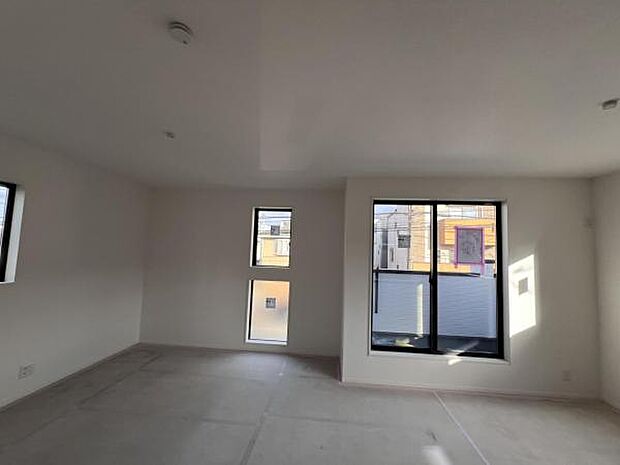 リビングダイニングになりますご家族そろっての素敵な空間になりそうですね暖かな日差しが差し込むリビング