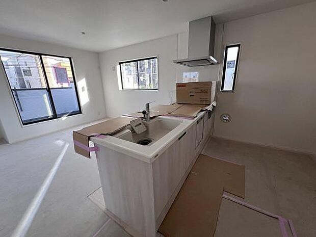 料理の時間が楽しくなるキッチンスペースです作業スペースが広く家事動線をゆったりと確保できるキッチン