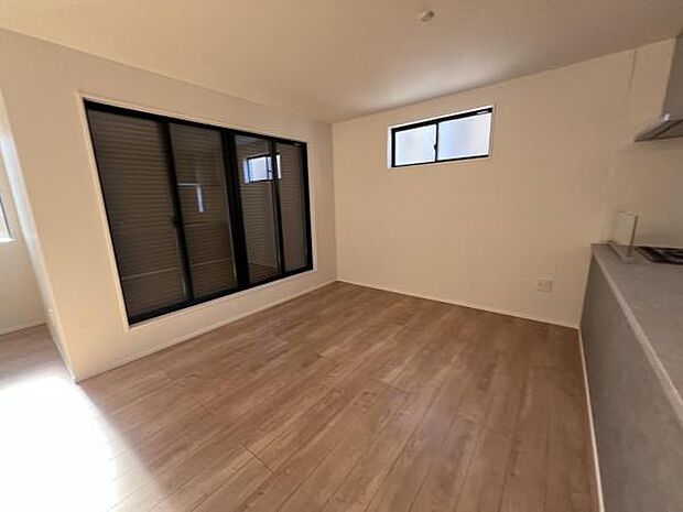 ご家族の温かい時間を演出するダイニングスペースです落ち着きのある雰囲気のダイニングスペースですキ