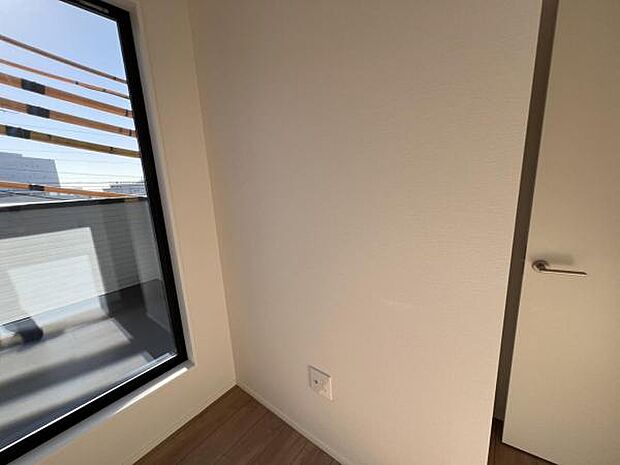 子供部屋にもちょうど良い大きさのお部屋です子供部屋や趣味の部屋など用途に合わせてお使いいただけます。