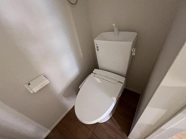 ほっと安らげるトイレ空間です。