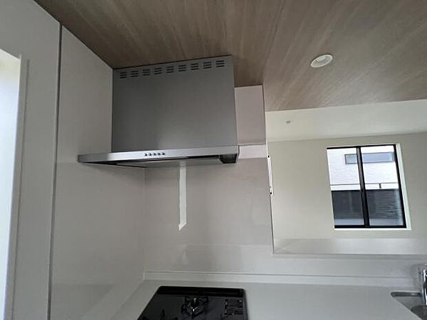 料理の時間が楽しくなるキッチンスペースです作業スペースが広く家事動線をゆったりと確保できるキッチン