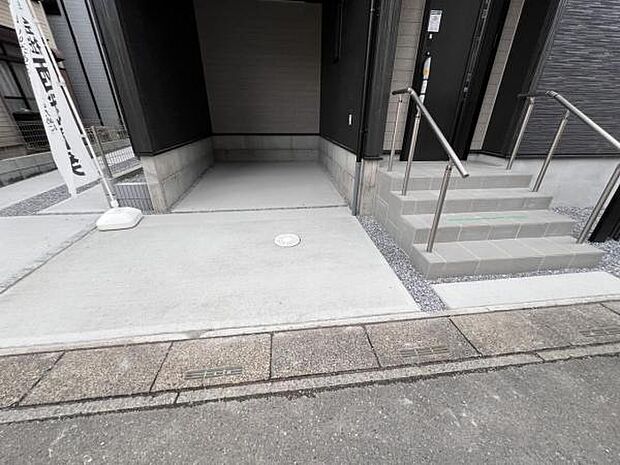 現地写真です。ぜひ現地をご覧くださいませ穏やかな環境で生活を送れますねお子様にも暮らしやすい立地です