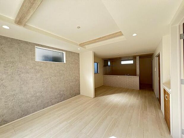 家族団らんの場所としてゆったりと居心地の良いリビングです。