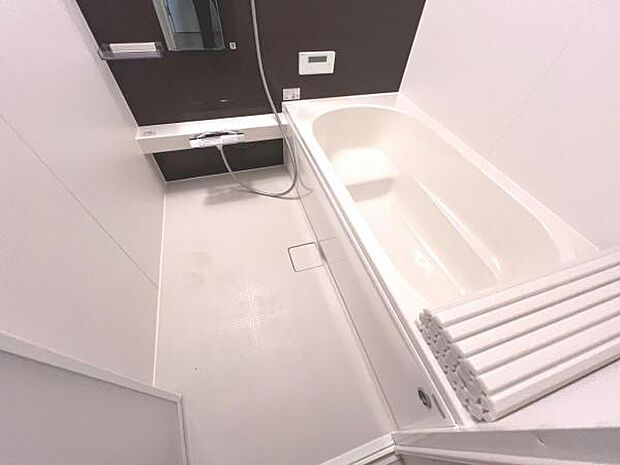 お風呂でほっとひといき。1日の疲れを癒しましょう。