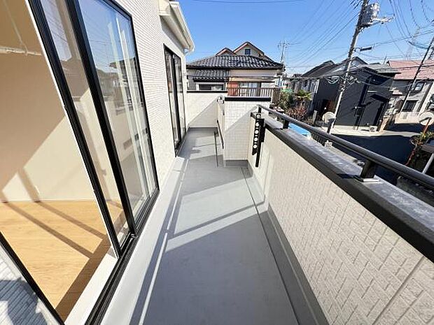 お洗濯ものを気持ち良く太陽の光で干せるのが嬉しいですね。