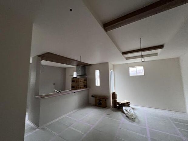 ご家族の温かい時間を演出するダイニングスペースです落ち着きのある雰囲気のダイニングスペースですキ