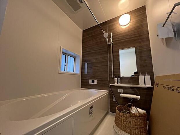 お風呂でほっとひといき。1日の疲れを癒しましょう。