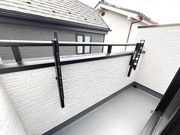 お洗濯ものを気持ち良く太陽の光で干せるのが嬉しいですね。