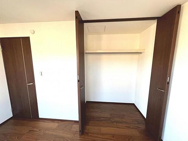 子供部屋や趣味の部屋など用途に合わせてお使いいただけます。