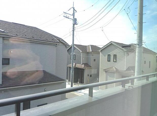 お洗濯ものを気持ち良く太陽の光で干せるのが嬉しいですね。