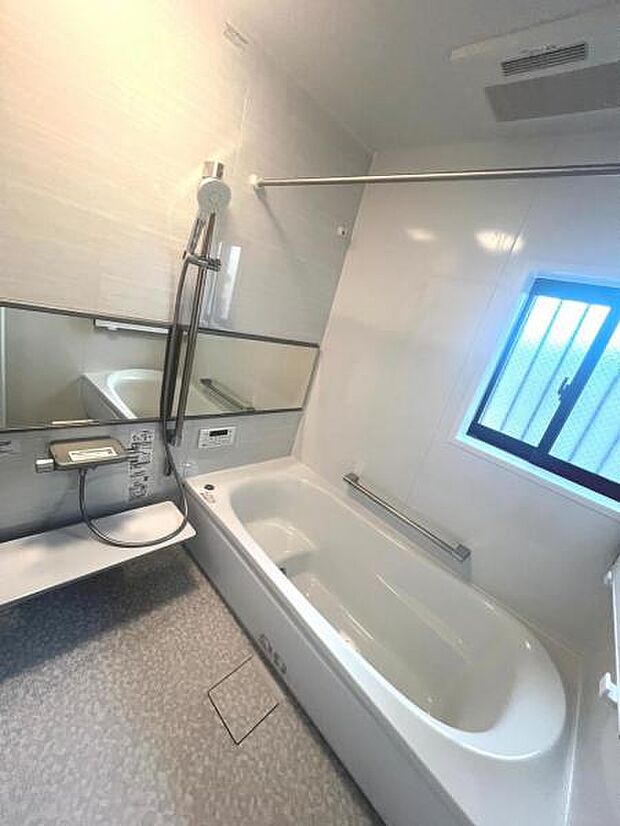 お風呂でほっとひといき。1日の疲れを癒しましょう。