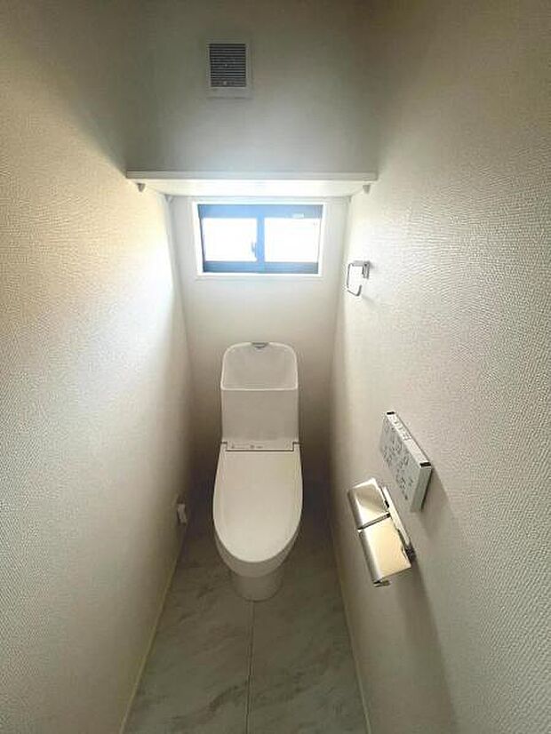 ほっと安らげるトイレ空間です。