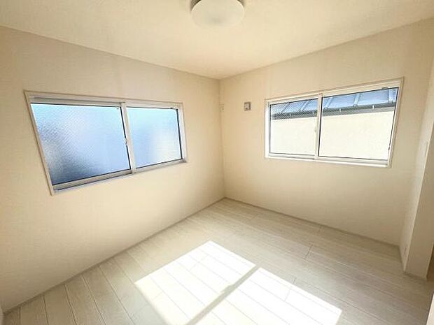 寝室にもご利用いただける居室スペースです。