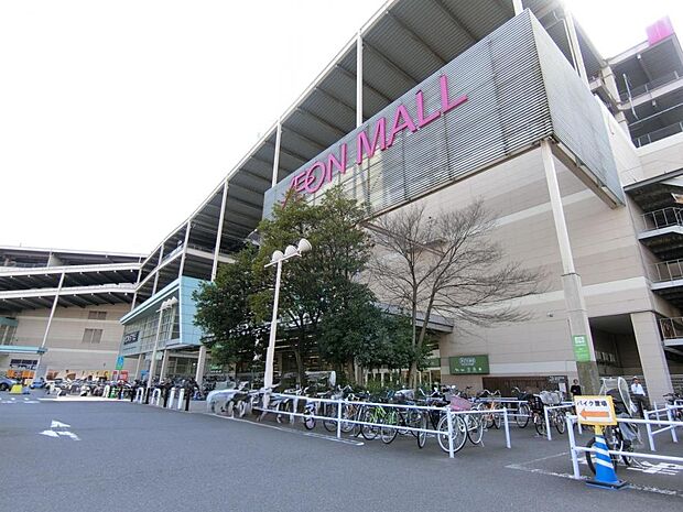 スーパーバリュー 南浦和店まで約630m(徒歩8分)