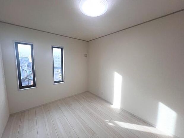 子供部屋にもちょうど良い大きさのお部屋です。