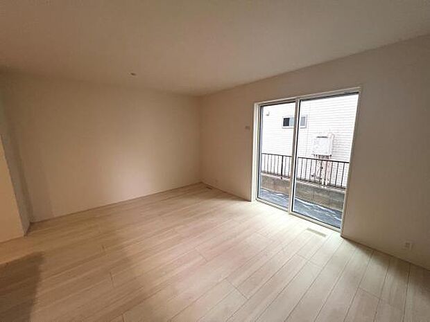 ご家族が集うLDKは約15.2 帖の広さ、団らんの空間です。