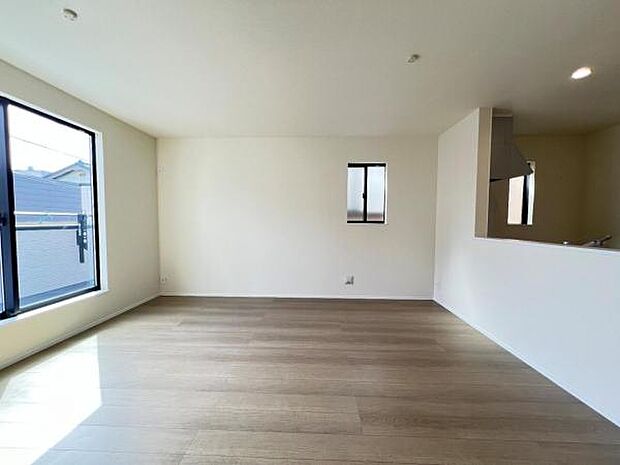 ご家族の温かい時間を演出するダイニングスペースです。