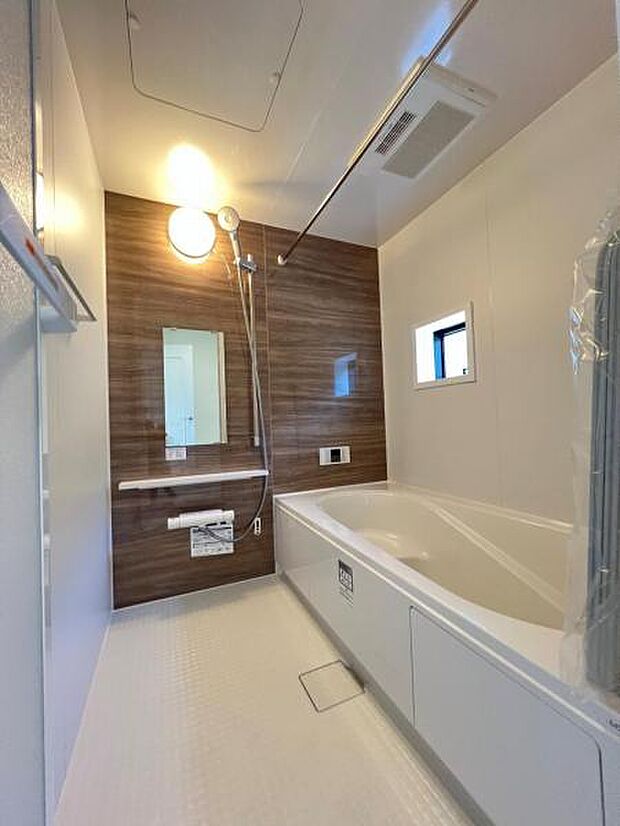 お風呂でほっとひといき。1日の疲れを癒しましょう。